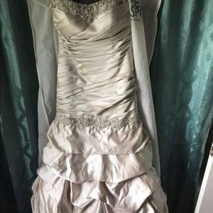 Wedding dress
